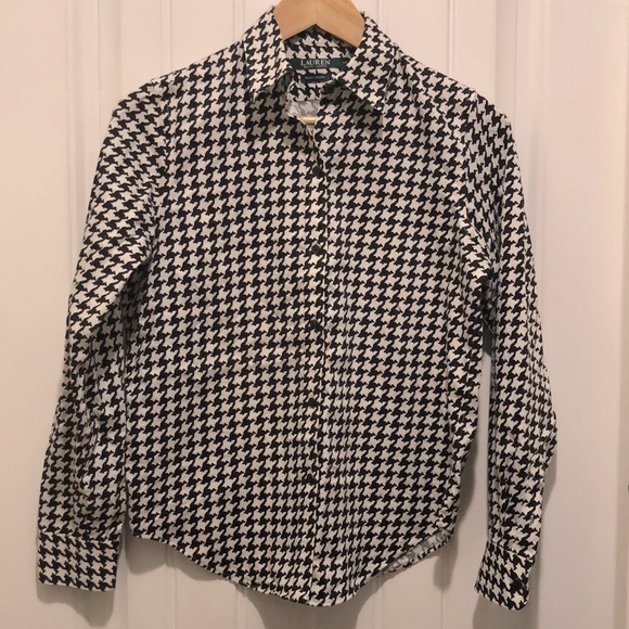 Ladies’ Ralph Lauren button-down collared shirt - Picture 2 of 3